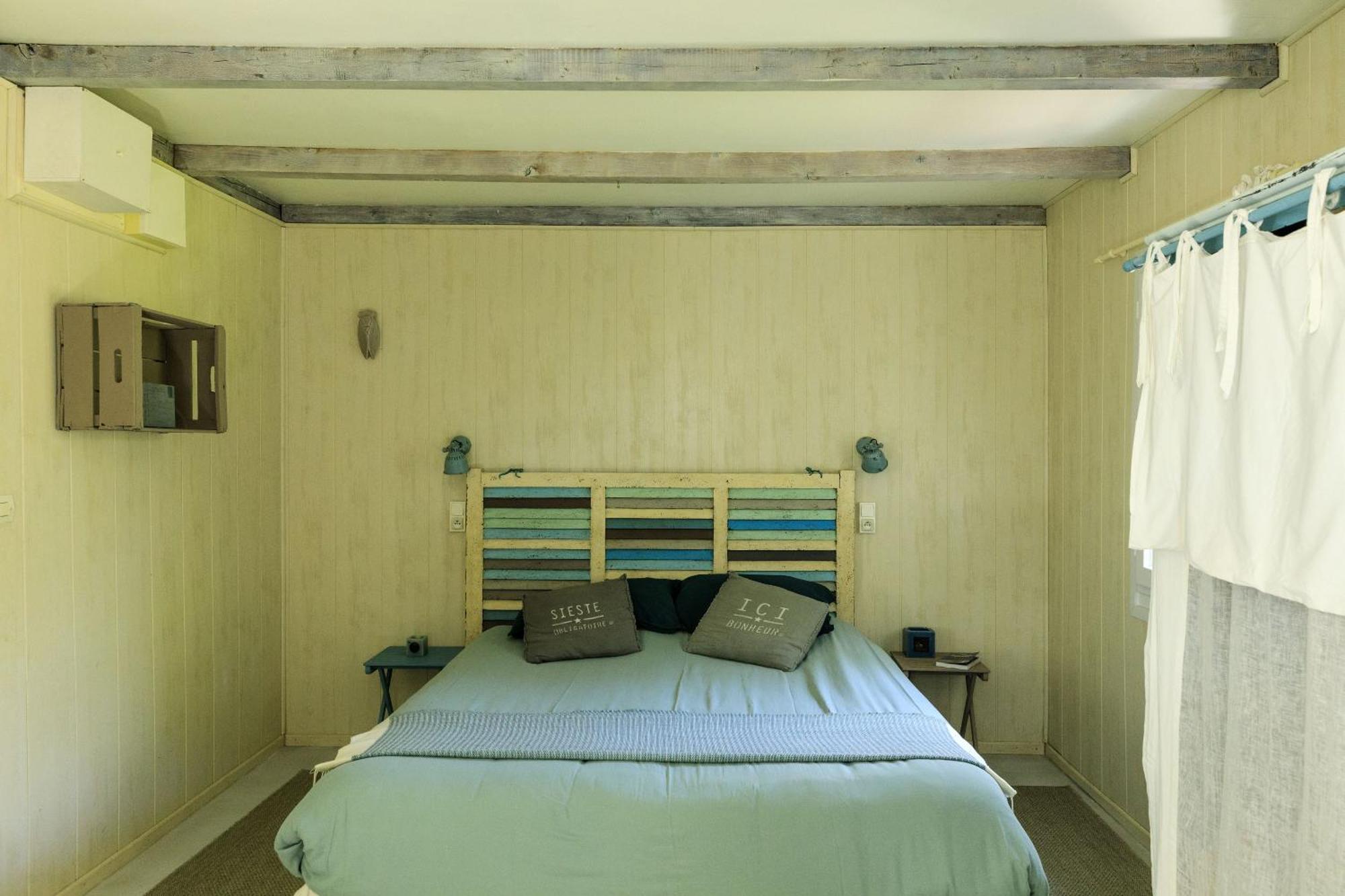 Les Gîtes du Domaine de Rhodes Avignon Chambre photo