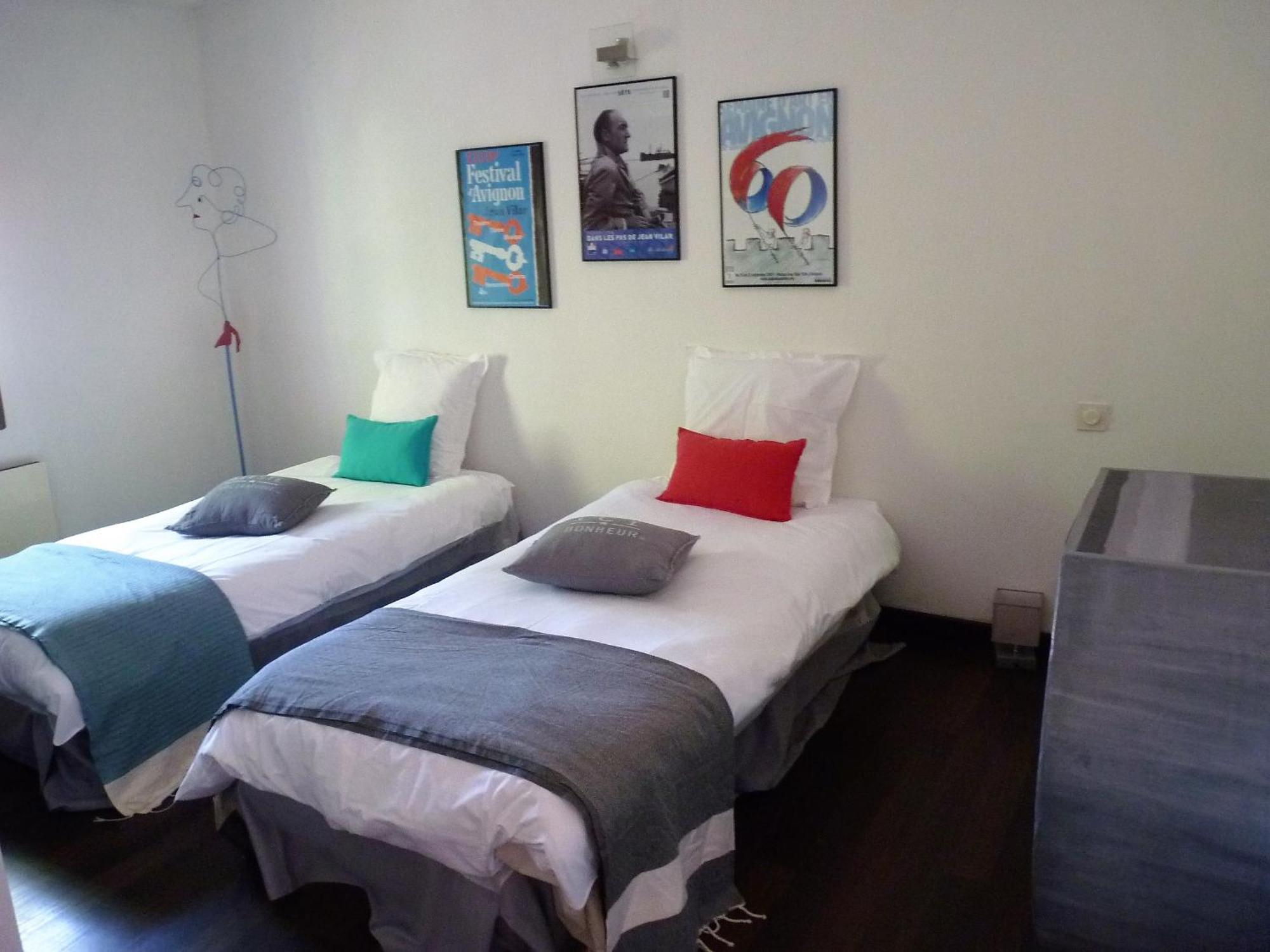 Les Gîtes du Domaine de Rhodes Avignon Chambre photo